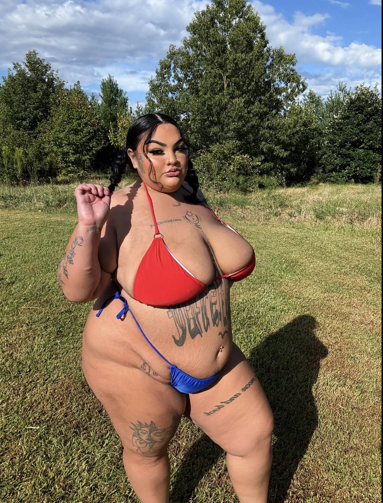 Do I look cute as a country girl?