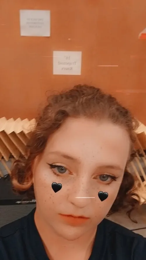 18 F4F Bozman - looking for woman only