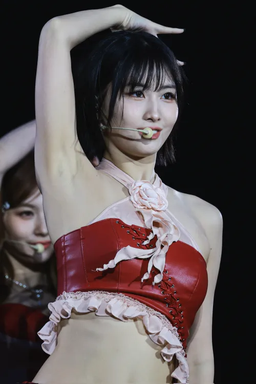 Momo - TWICE
