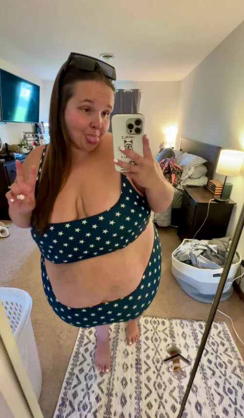 would we fuck on the first date? (500lbs & 22)