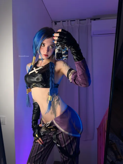 Jinx Selfie