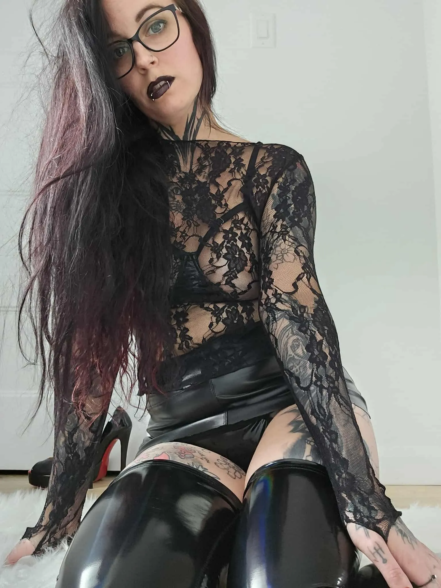 Just dropped my biggest bundle in shiny lingerie, come and see