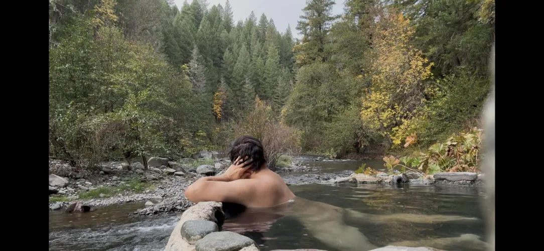 Autumn hot springs! 🍂 ♨️