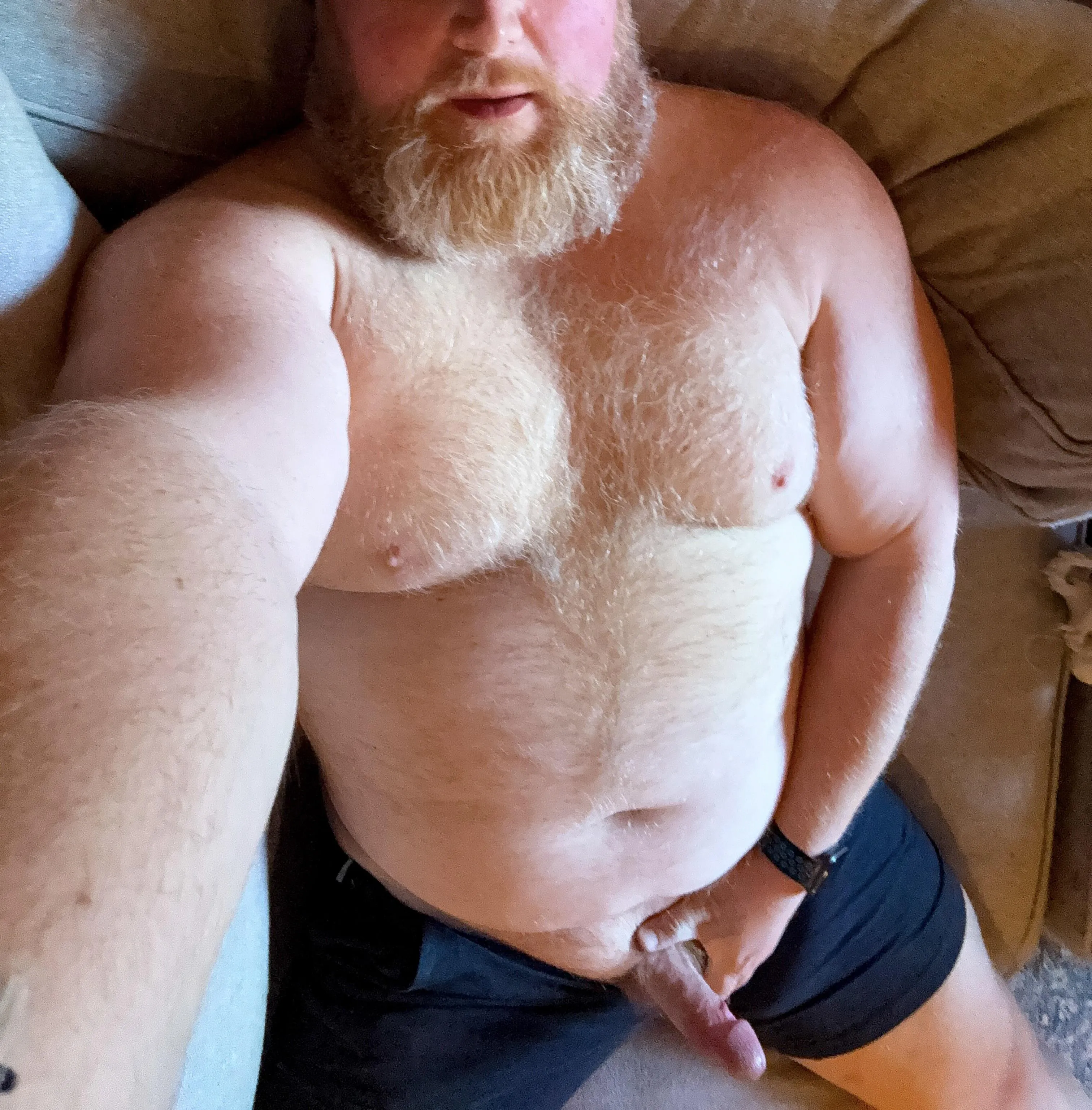 Dad boner 🍆 Wanna play?