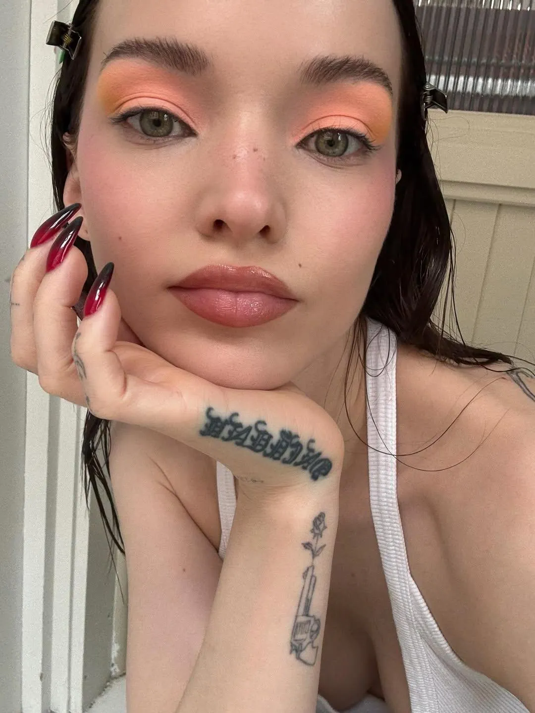 Dove's looking as beautiful as ever