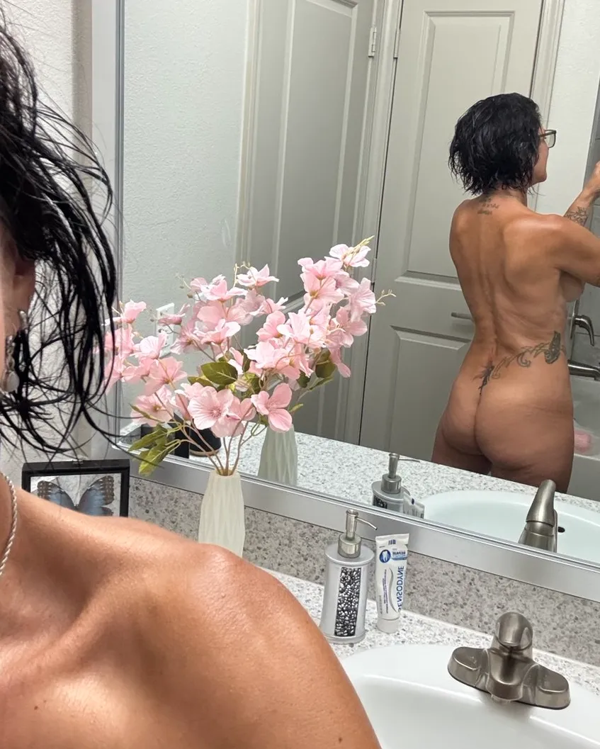 I'm about to hit 52 ... but I still wanna bang like I'm 18