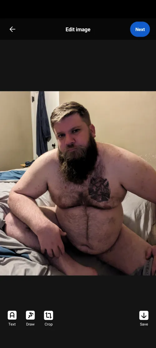 Who gets to be the big spoon?