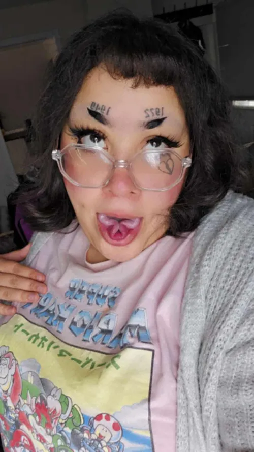 {f} wanna jump in? (My belly~)