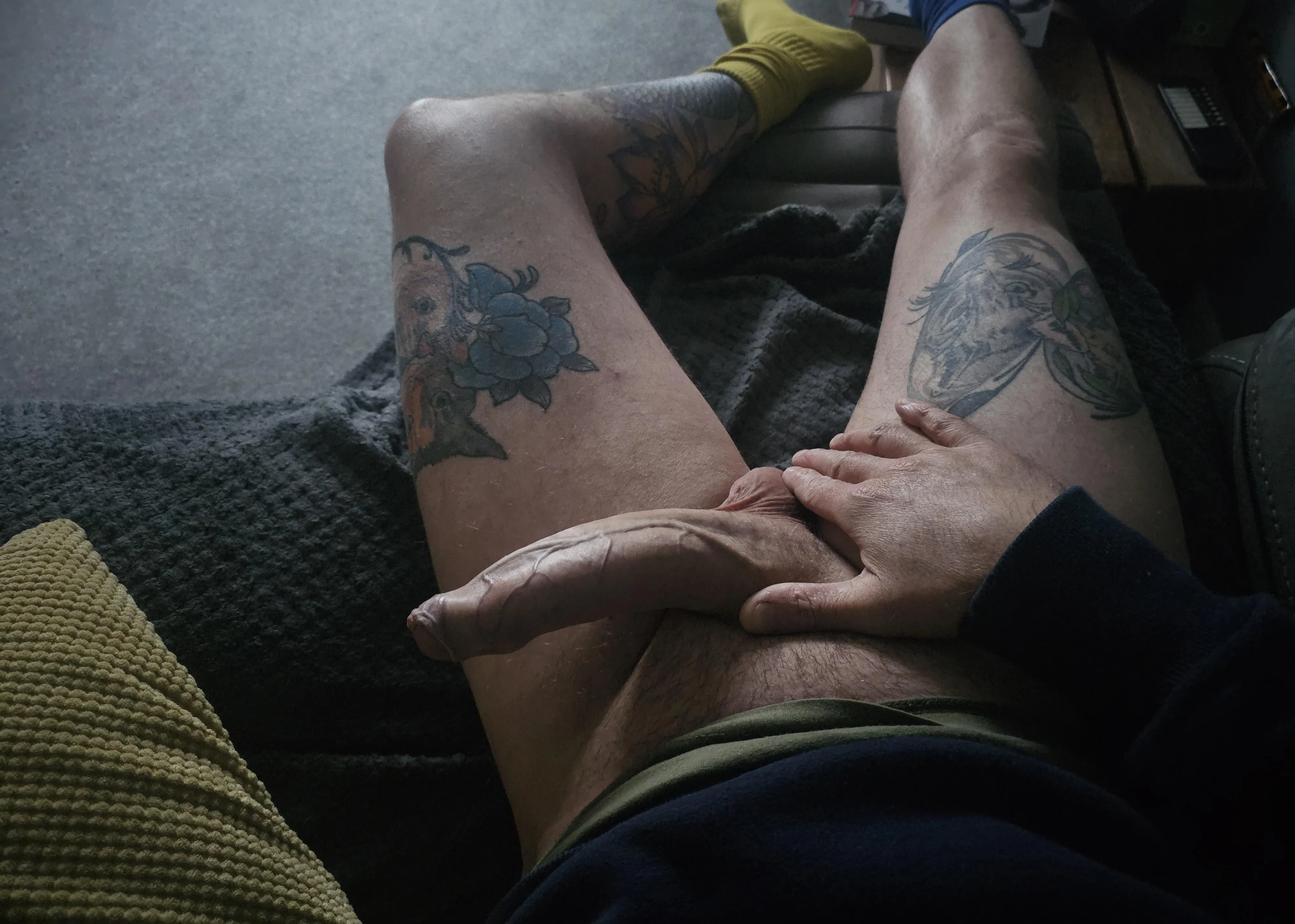 It's raining outside, I'm sure we can think of something to do inside (45)