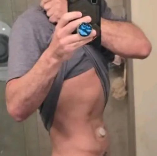 43 M4M fit bttm looking for a hung stud. My age or younger. New market