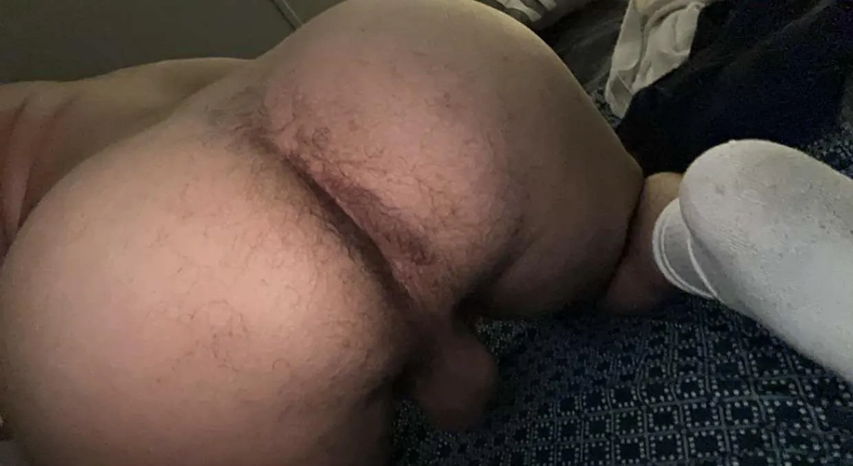 Would you eat this top, Latino ass?