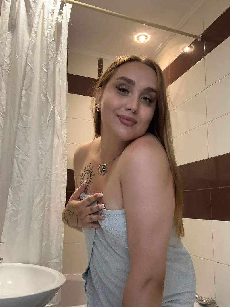 The hottest secret she ever shared, Im trns my snp or tgg s_lahaie