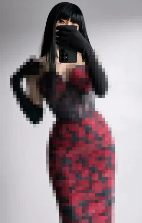 Under 8 inches? Type “YES, GODDESS” and find out how small I’ll make you feel in your DMs.