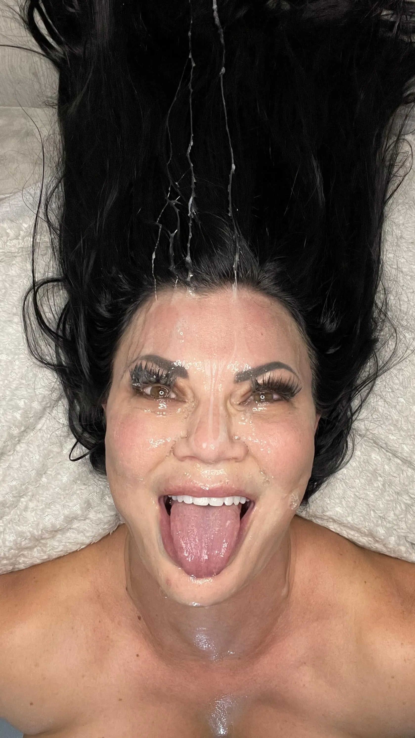 Mommy got wasted !!!