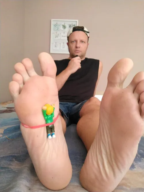 I caught a tiny. He is my slave now.