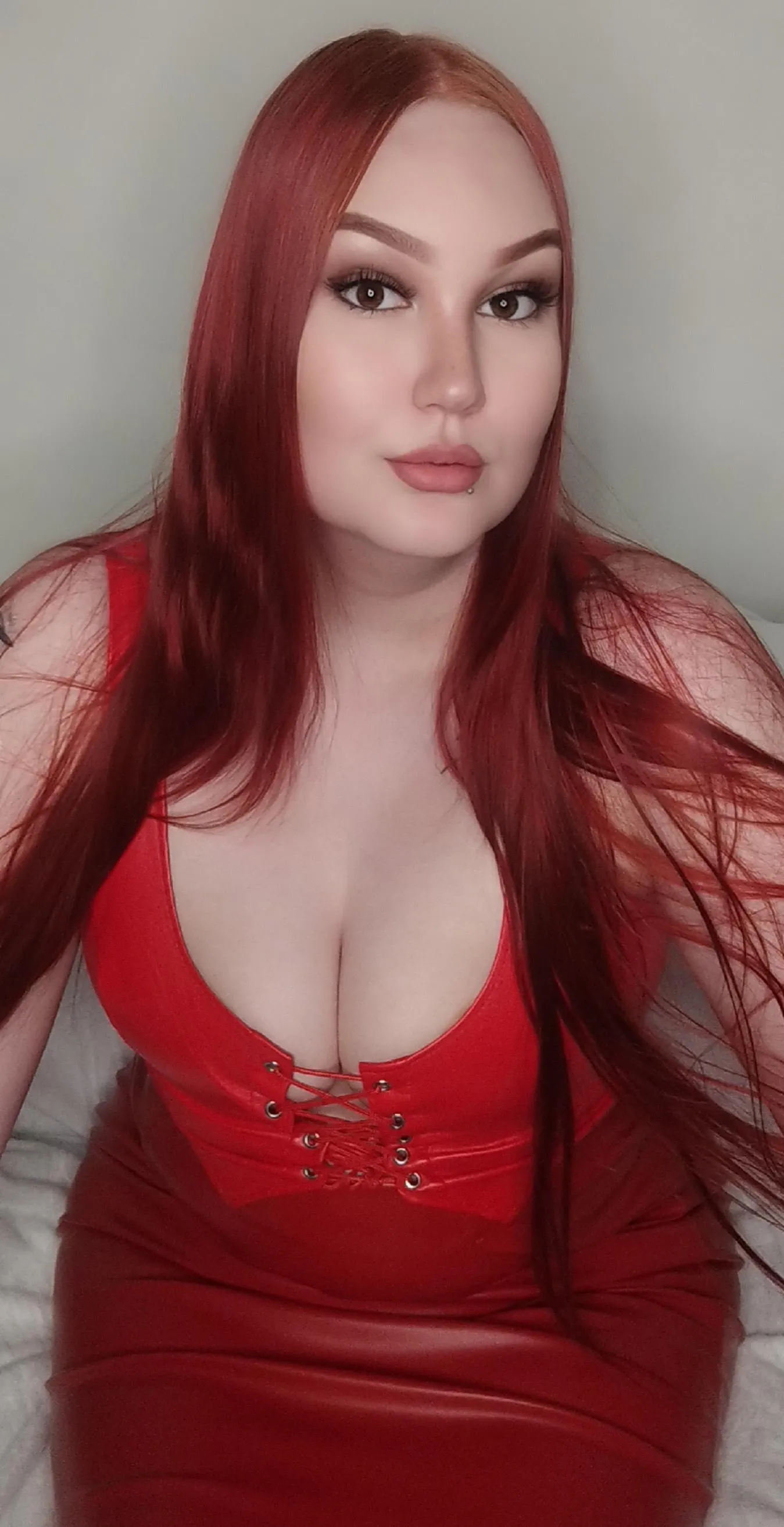 Panisitko tällästä nuorta punapäätä? 😏