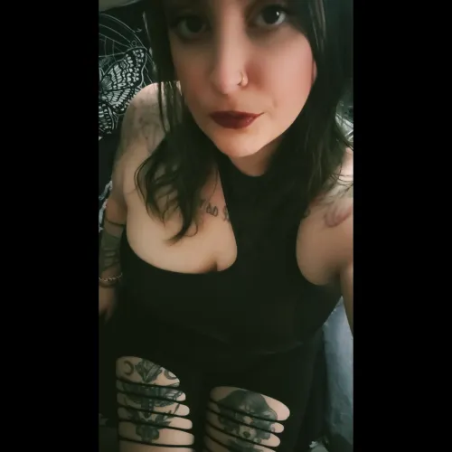 The weekend is coming to and end, so it's the perfect time to goon and send. Open that wallet wide for me, puppet. 🥵😈