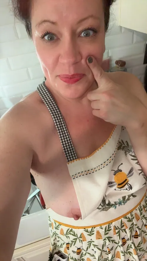 Come help Mommy in the kitchen💋💋💦💦