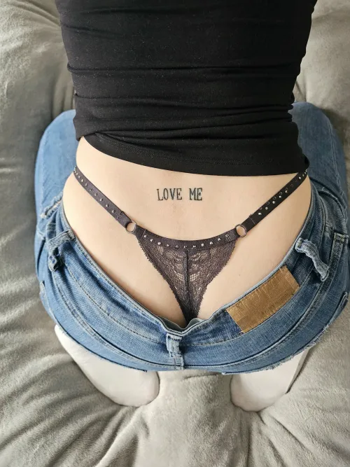 A reminder… right where you can't miss it