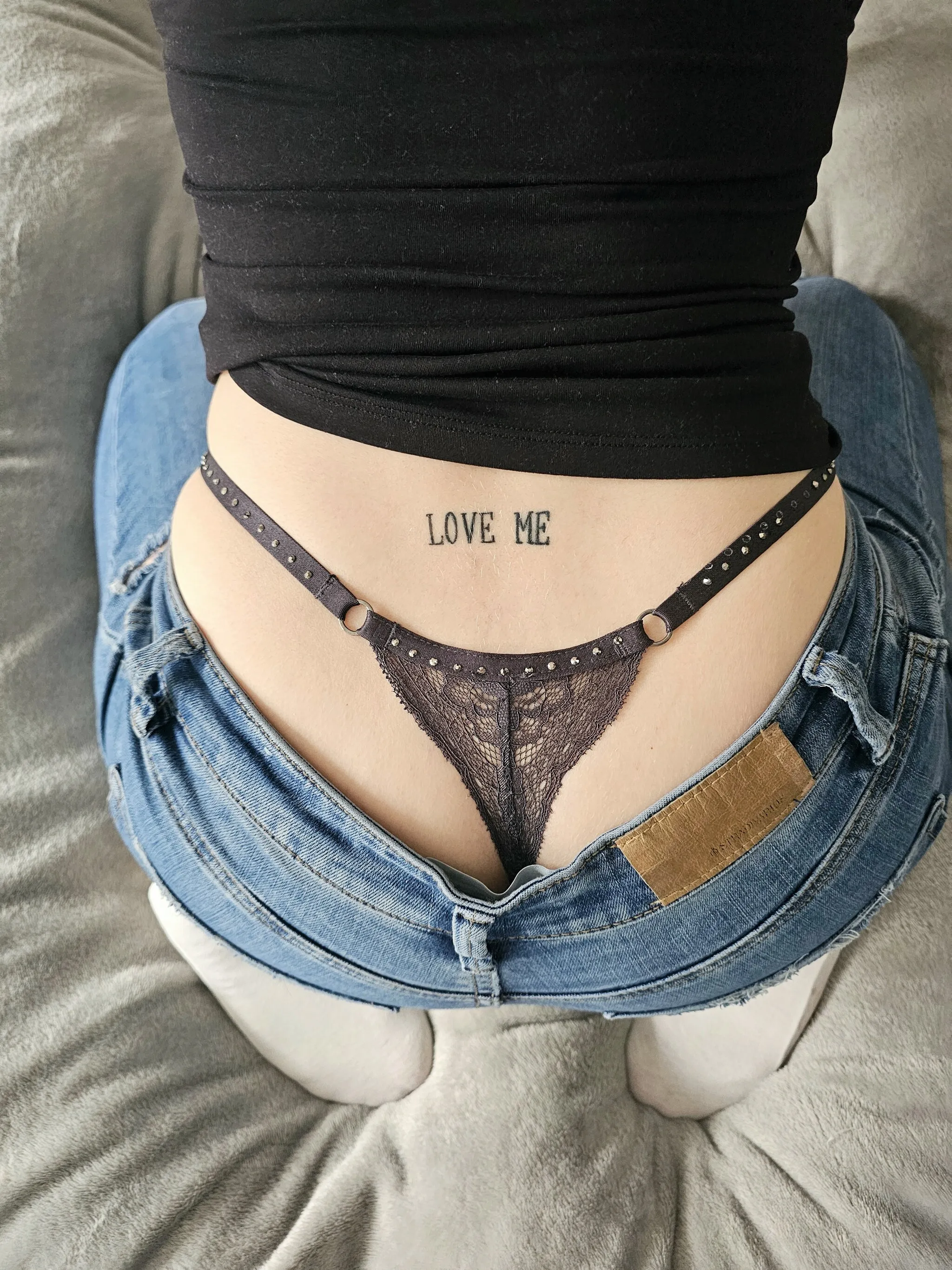 A reminder… right where you can't miss it