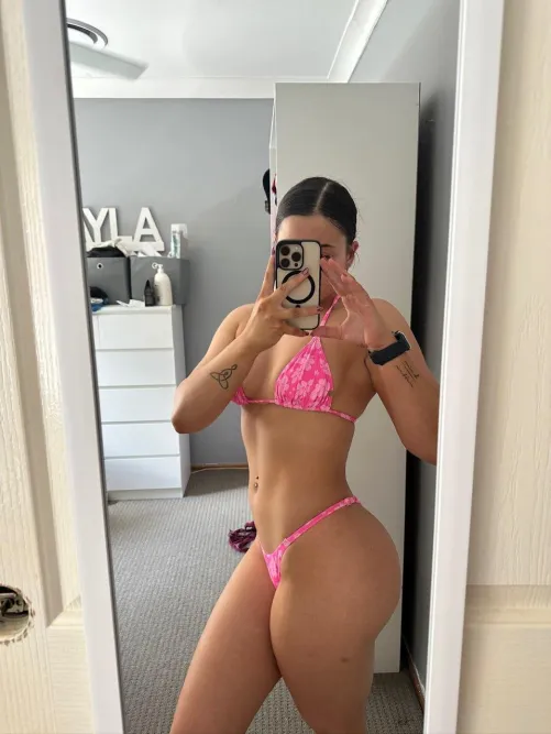 Can I be your personal trainer 🙂‍↕️ (oc)