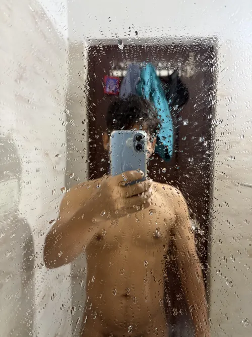 Clean and fit. [f] or [c] dm for super fun.