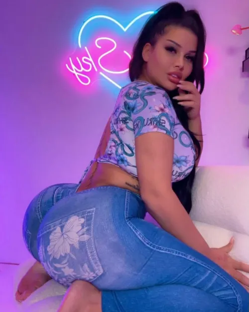 Damn! 🔥 #Itsivysky