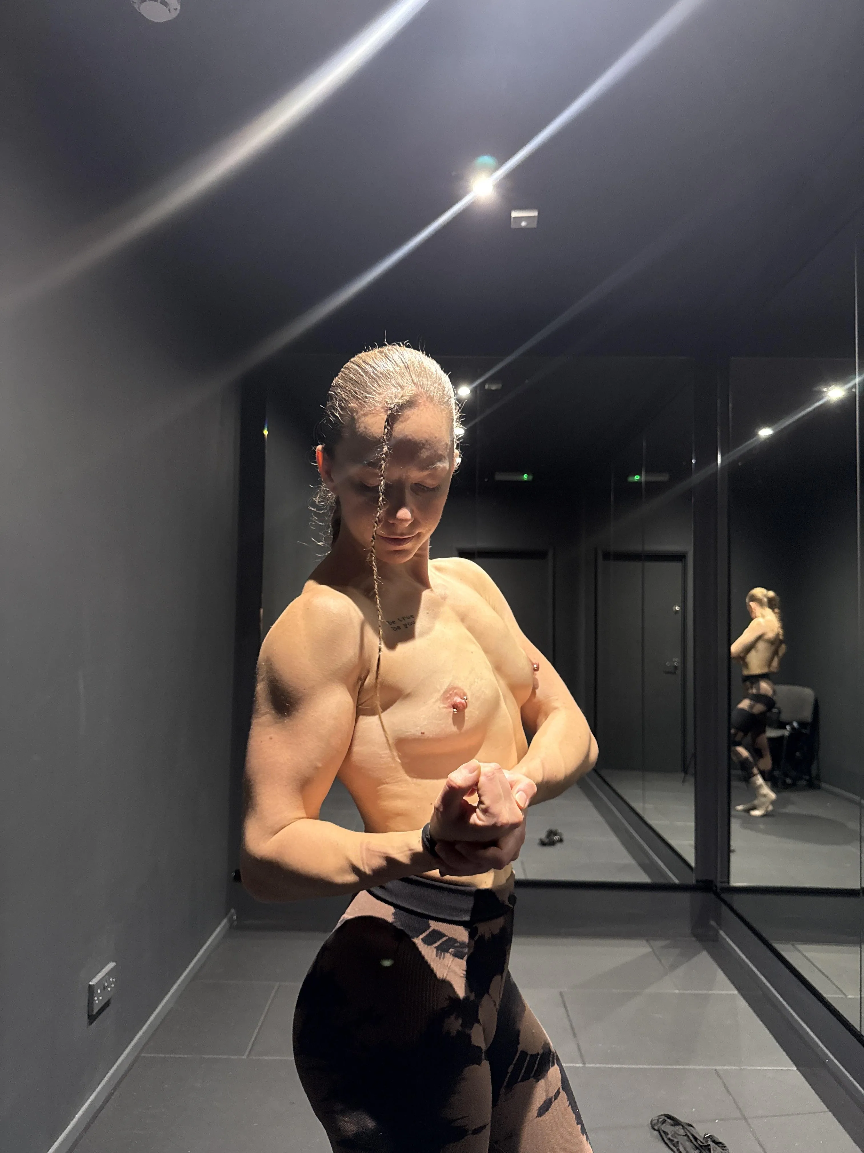 how about a slut with muscles (f)