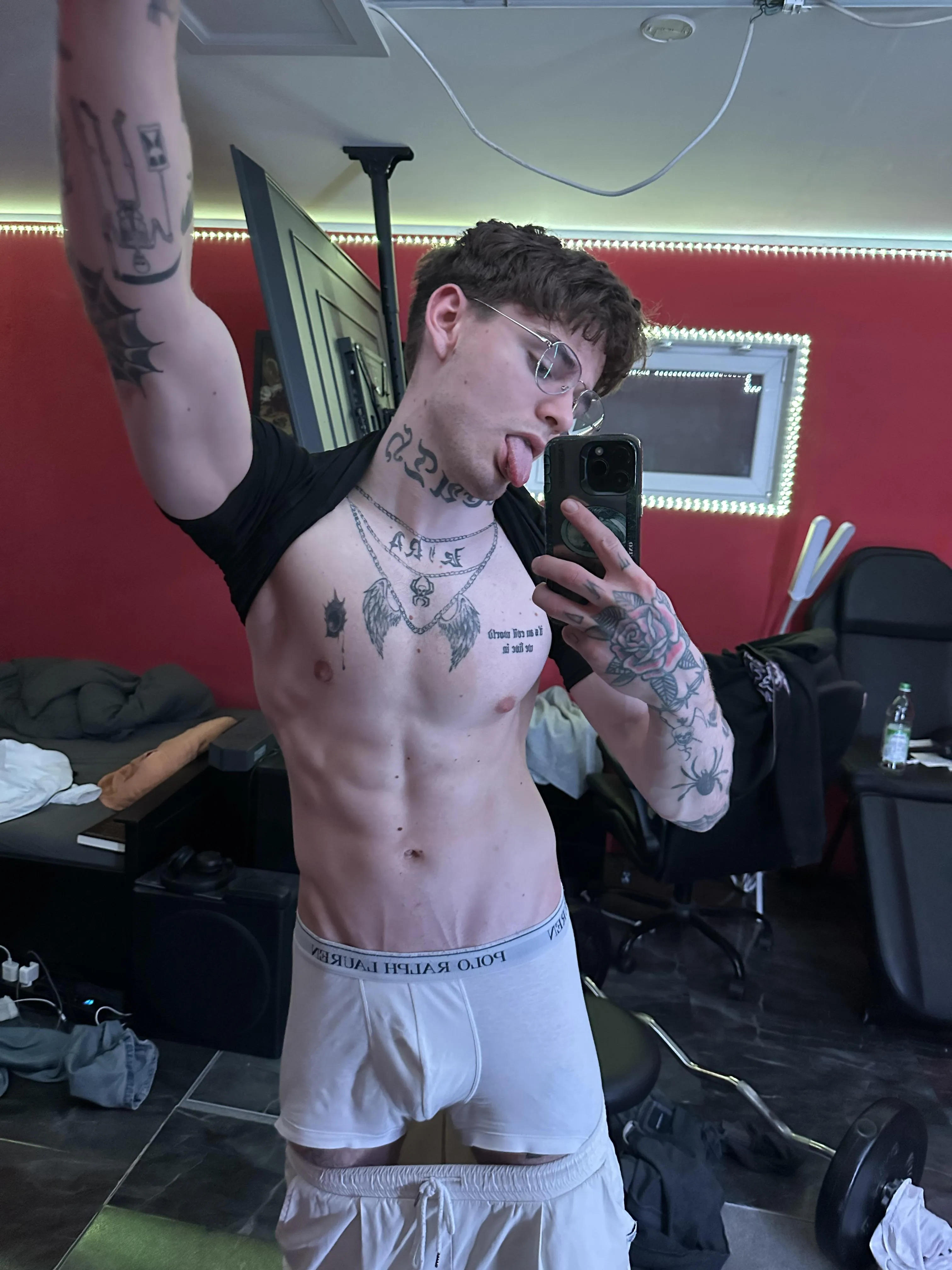 lets jerk each other off and who cums first lost