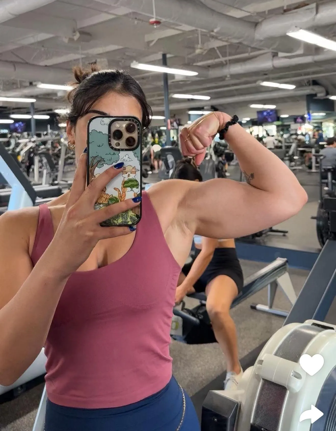 Love when she flexes