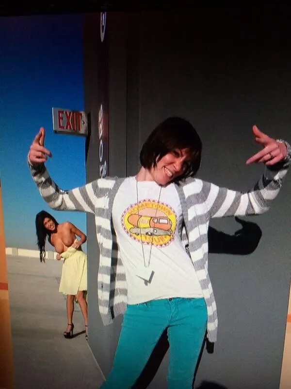 Peace Out; Pieces Out