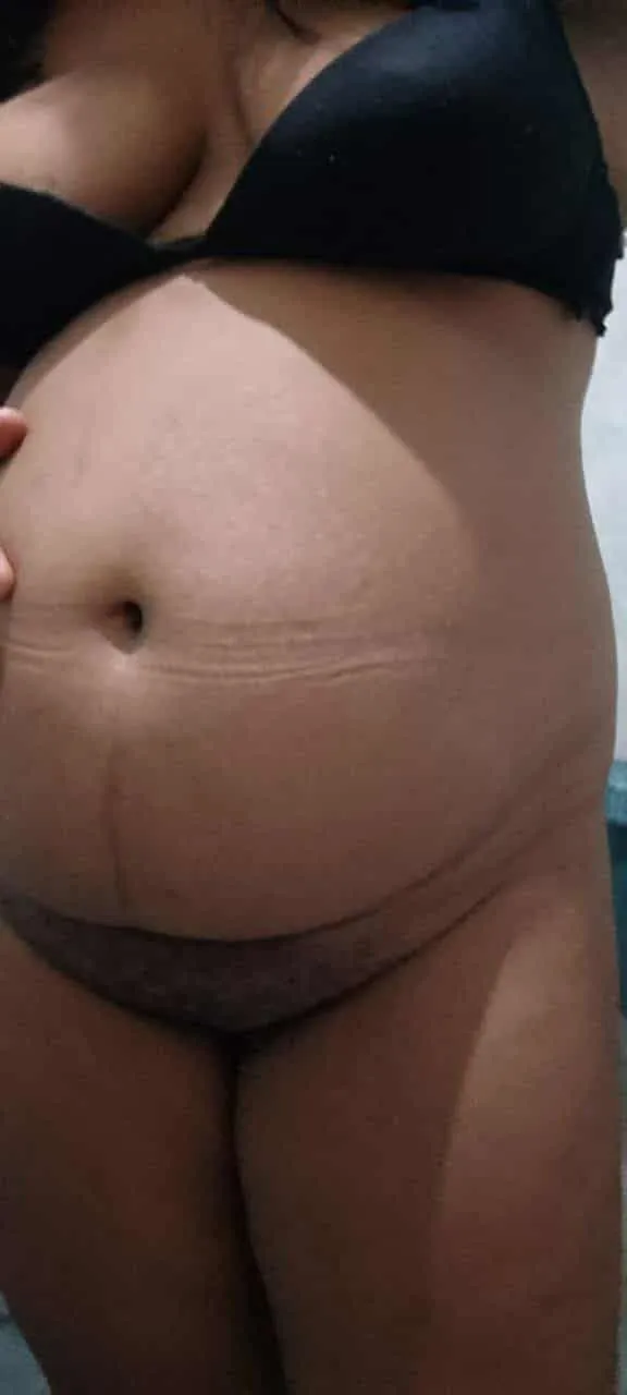 sexy pregnant woman