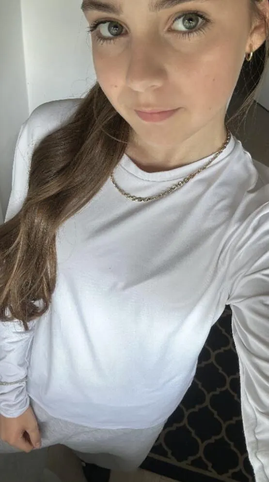 abuse my tiny 18yo body so everyone can hear it