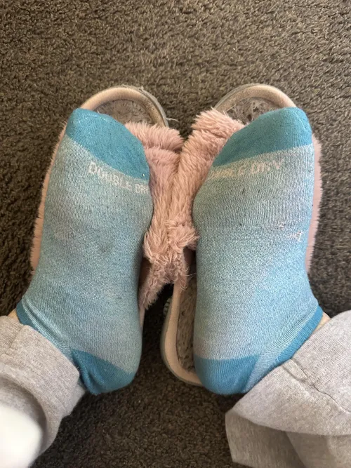 [F] see the holes forming 🤤