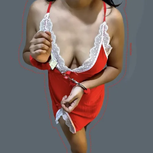 Friday night parties are fun. Clothes go off very fast