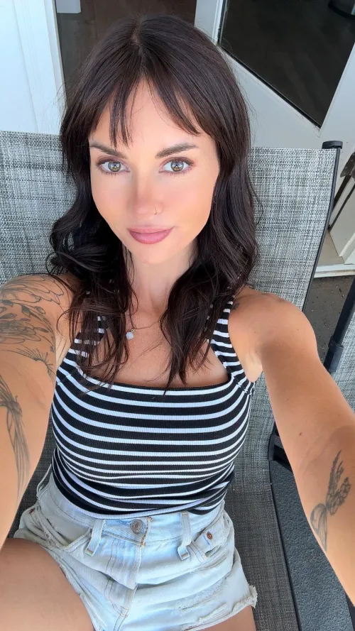 If i asked you to eat my MILF pussy, would you say yes or no?