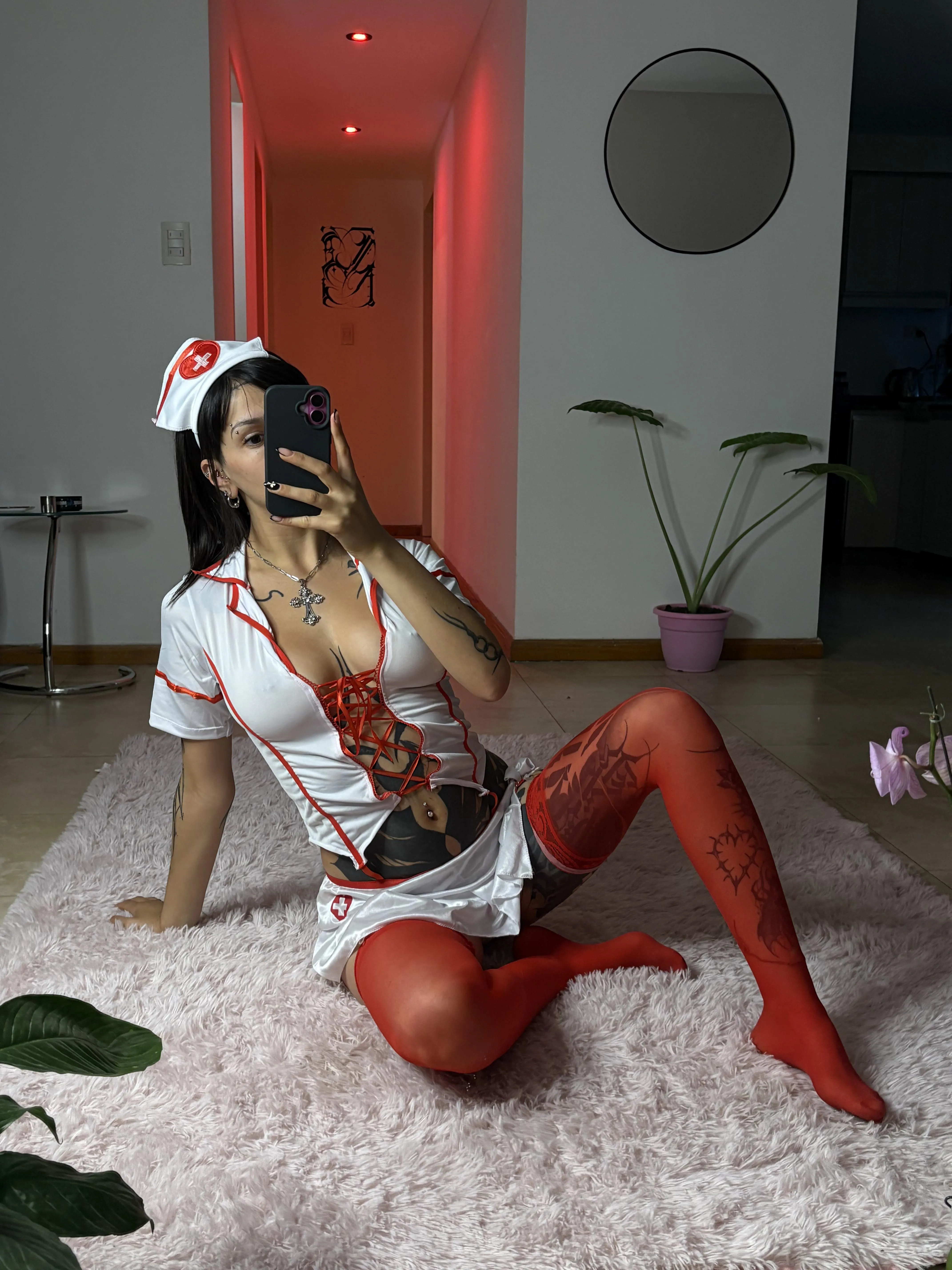 indovina che costume ho messo solo per te