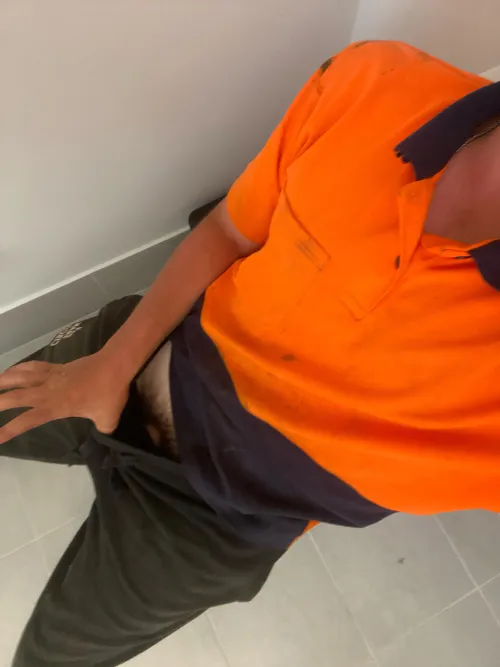 M19 Looking Females to join me and a mate for a hotel party. 18 - 20