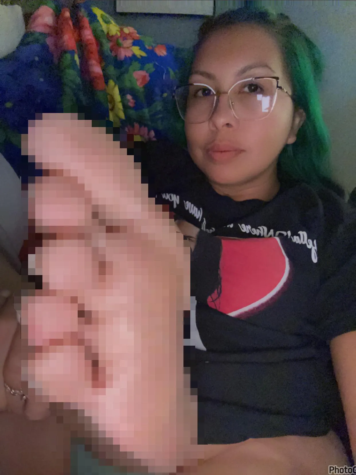 They wiggle & your brain melts. Pathetic 🙂‍↔️