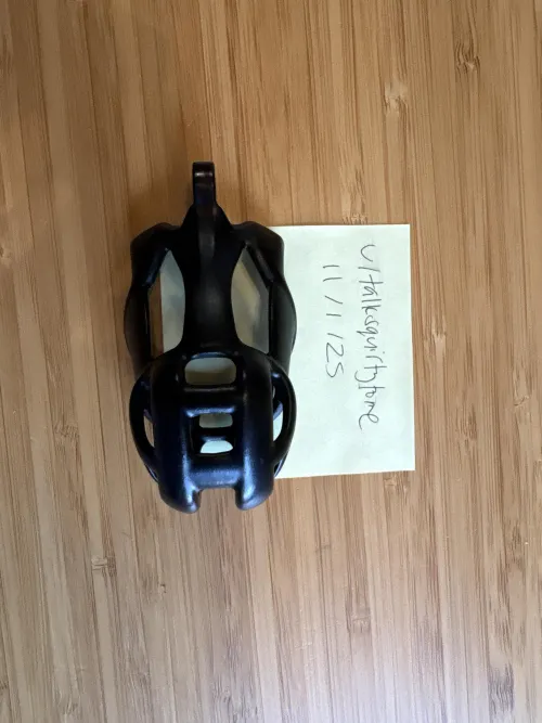 (USA) (Buy/ Trade) 3 or 4 curved ring, black Cobra N (Sell/ Trade) black Cobra S