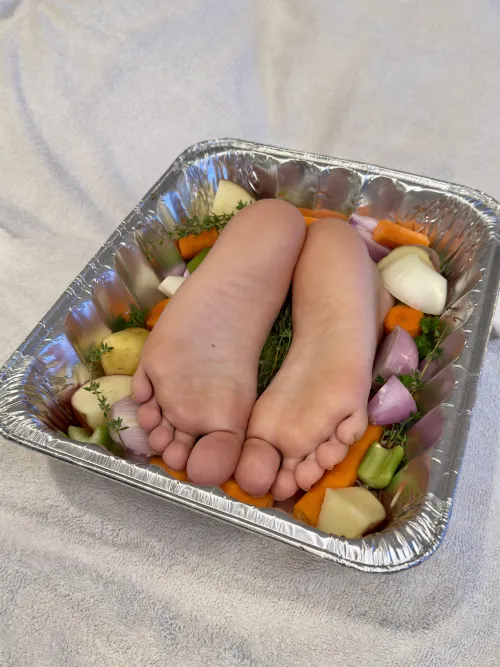 Zelda’s feet ready for roasting (OP)