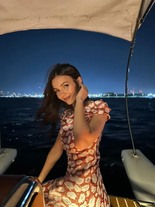 Victoria Justice [IRTR]