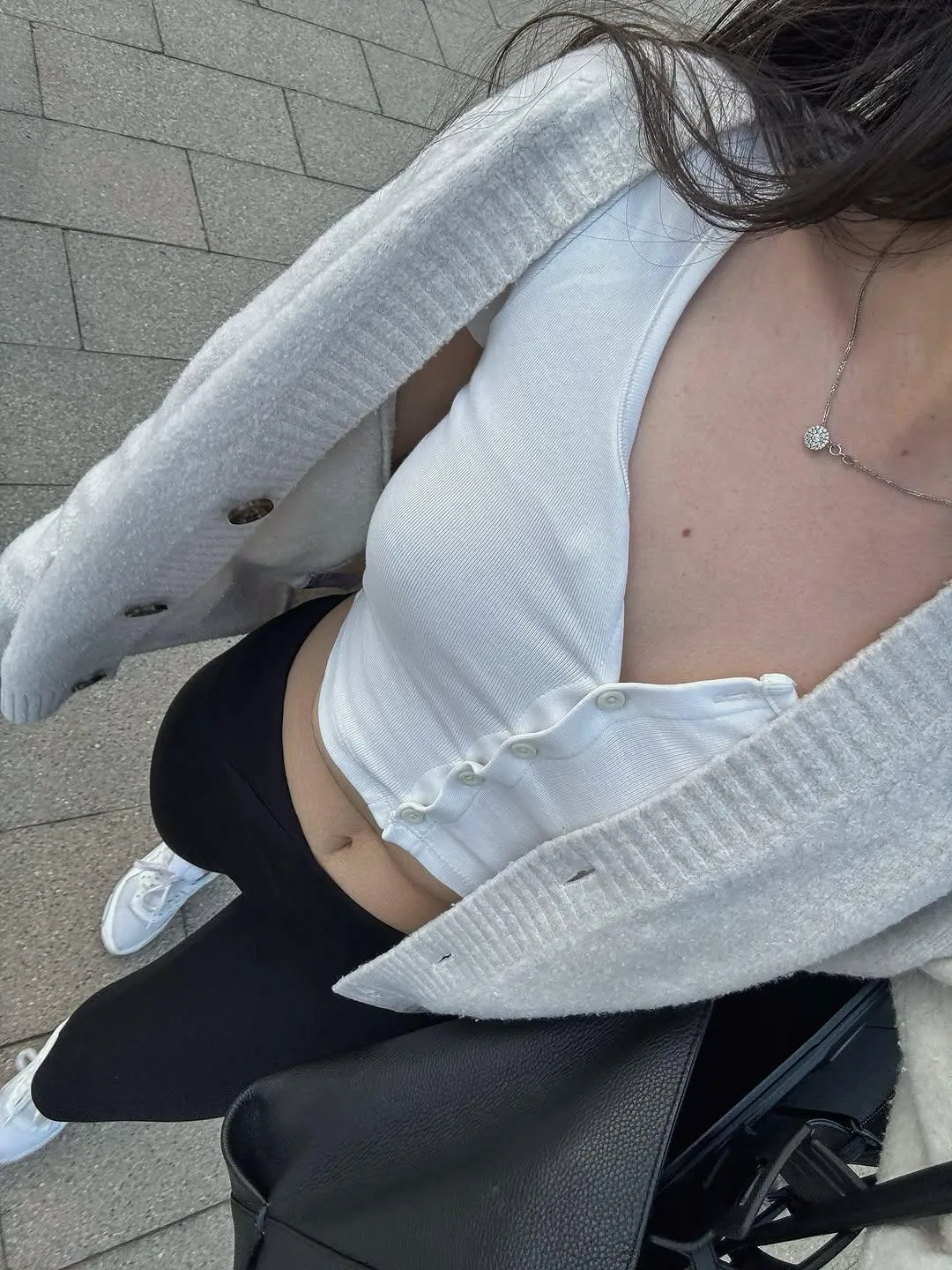 21[F4M] wanna asian for raw sexting, vc or facetime, kinks, gfe, joi, cei, rp, custom request and old rare pics and vids and more, Dscord and TG: @chloeeagar