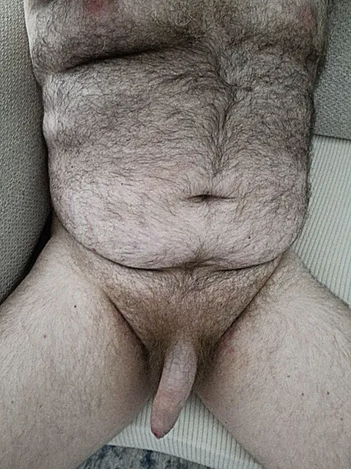 40 Very hairy, very horny
