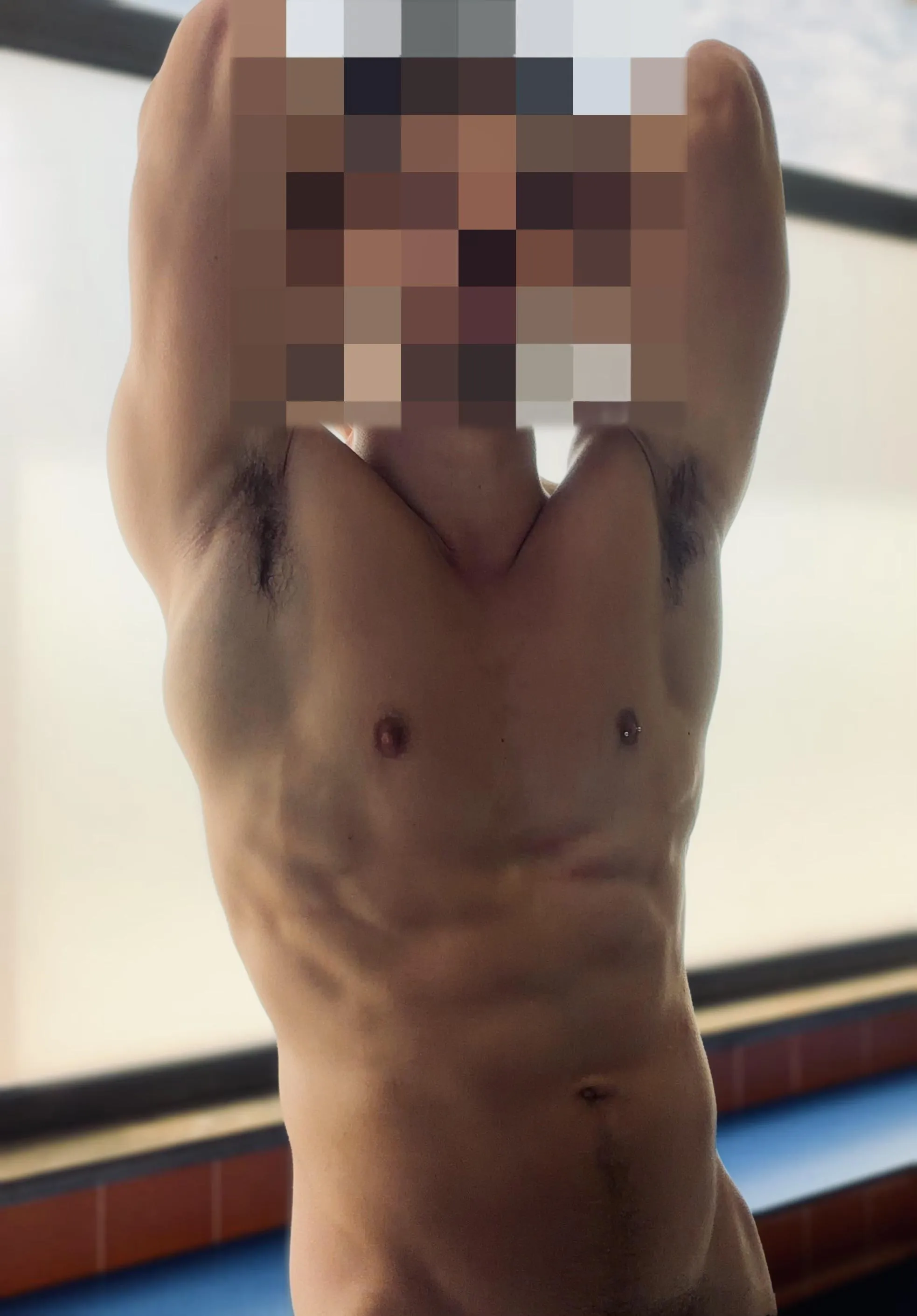 Feeling musky. Who’s licking? Read below ⬇️