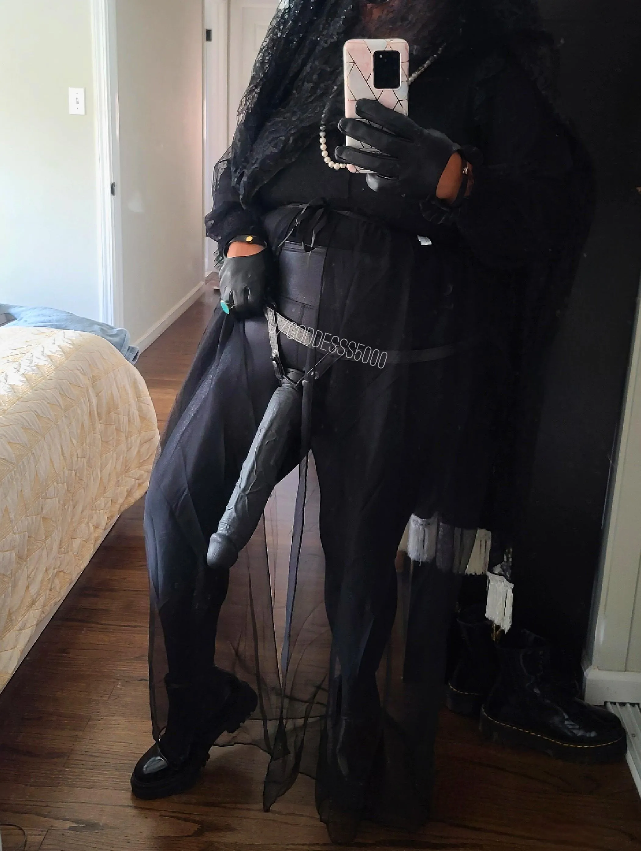 The Widomaker is ready to dick you down until you can't take it anymore!