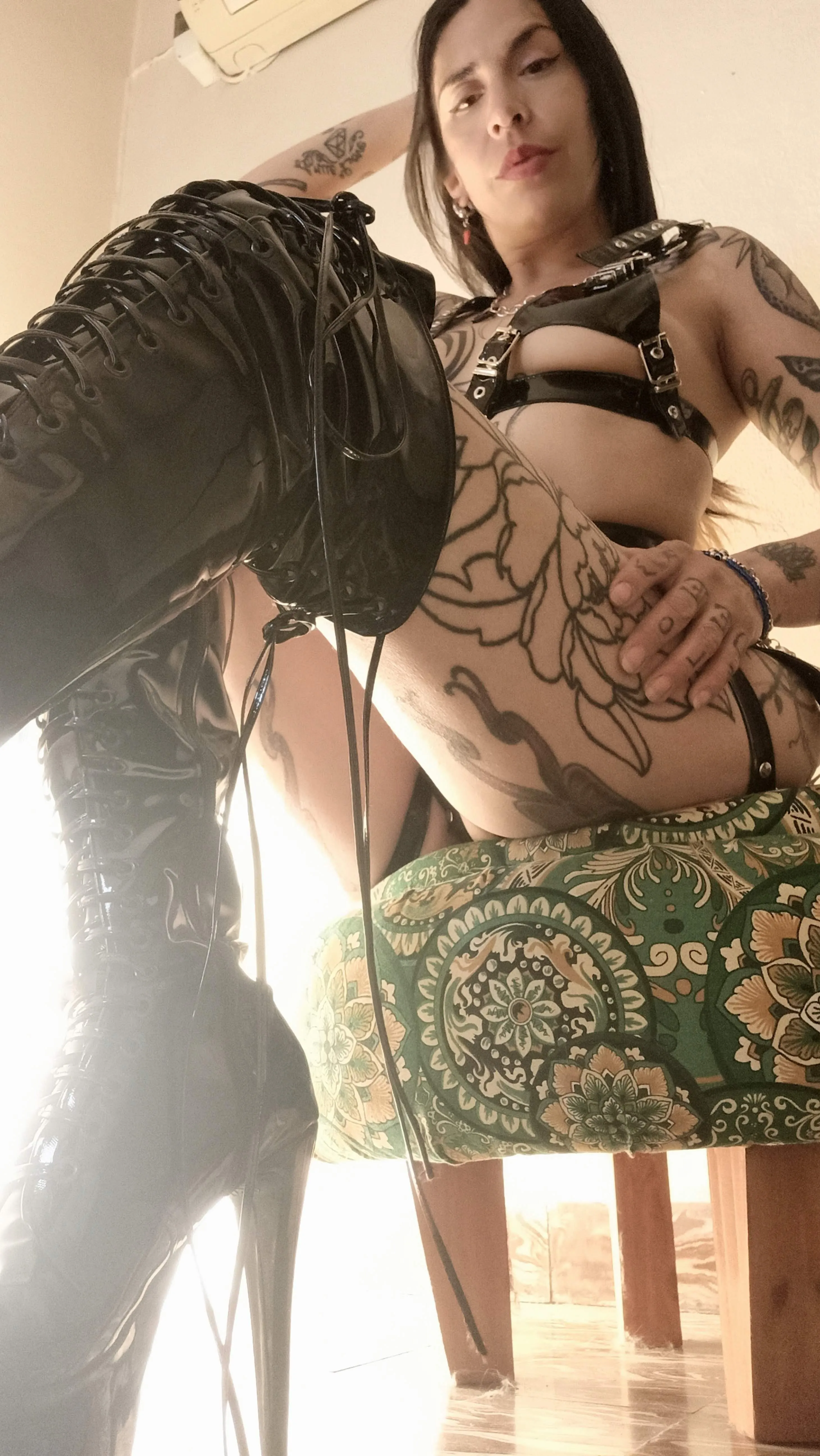 You must keep your tongue out until I say stop