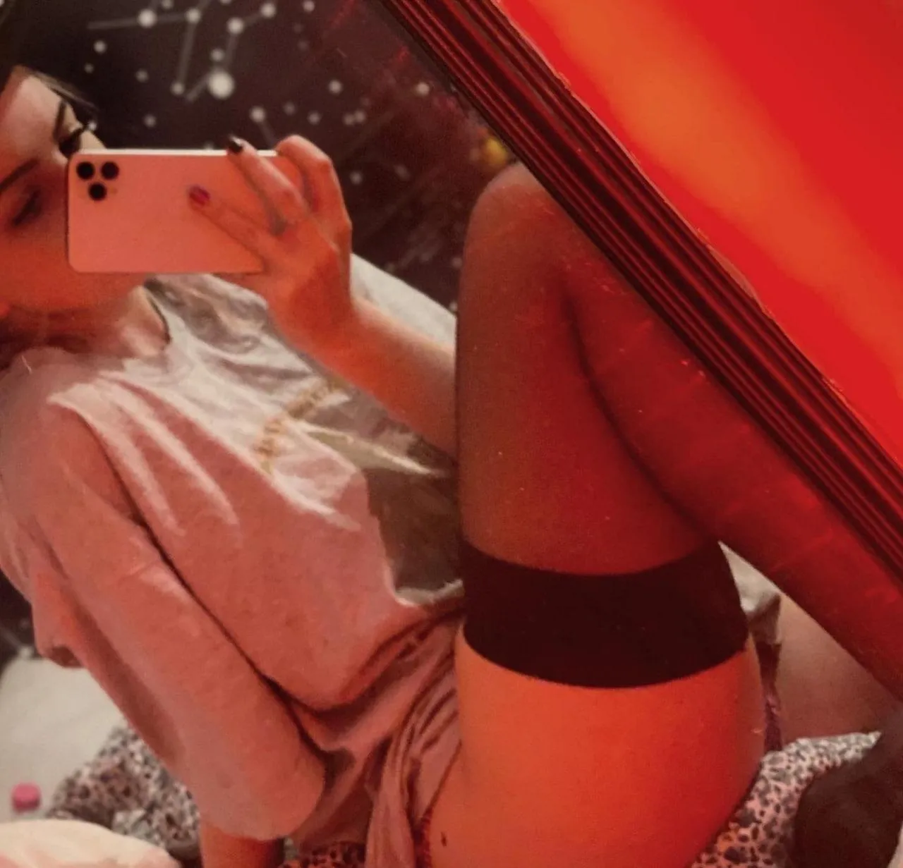 Does anyone want to have se-x with me?