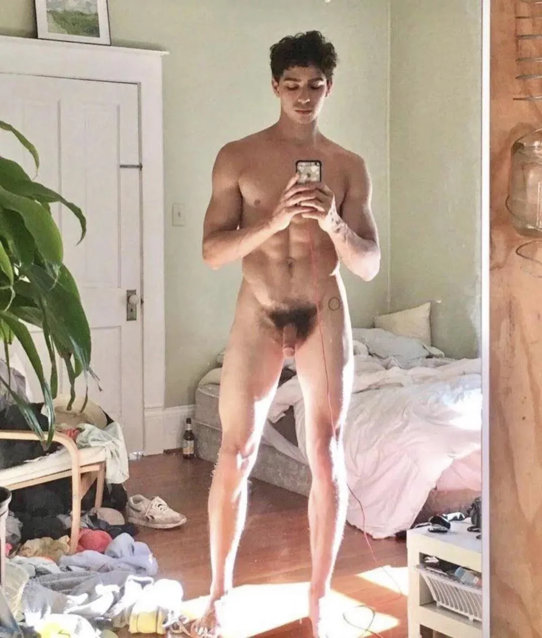 Name: Isaac Powell, actor