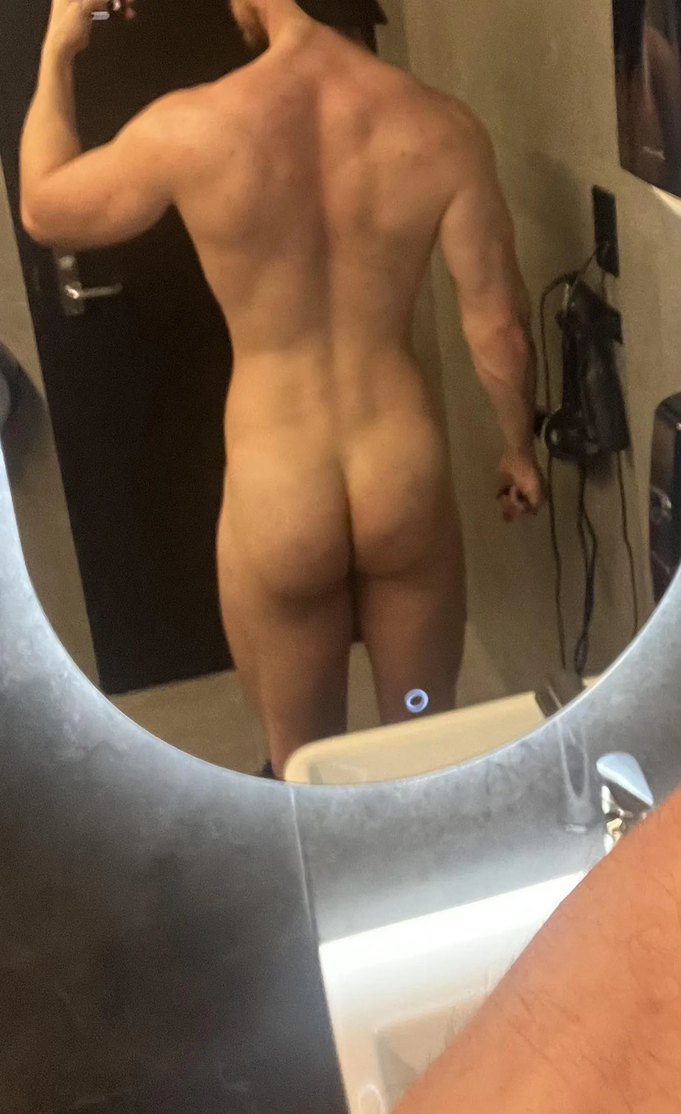 @RestlessWrestl3 come have a cheeky look